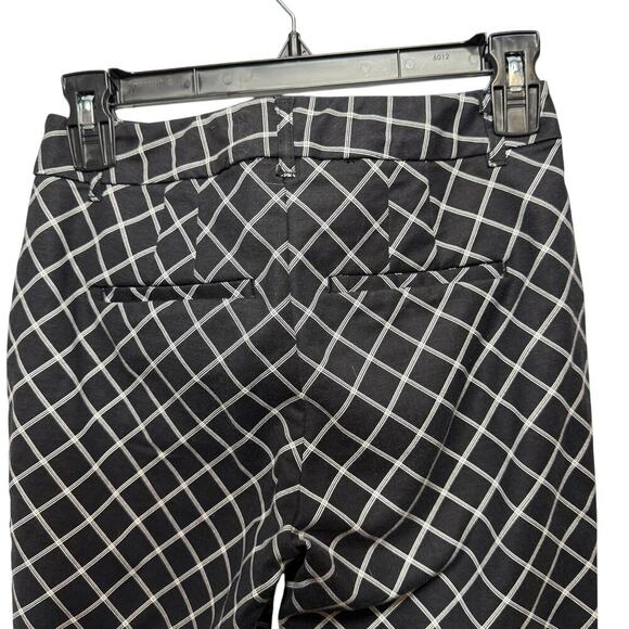 White House / Black Market women’s black and white pants. Size 00 - Picture 4 of 7